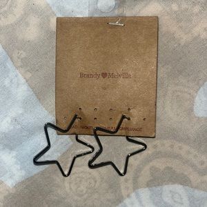 Brandy Melville star earrings